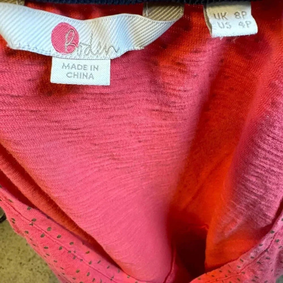 Boden Short Sleeve V-Neck Ruffle Hem Coral Gold Swiss Dot Knit Dress Size 4P - Picture 6 of 8